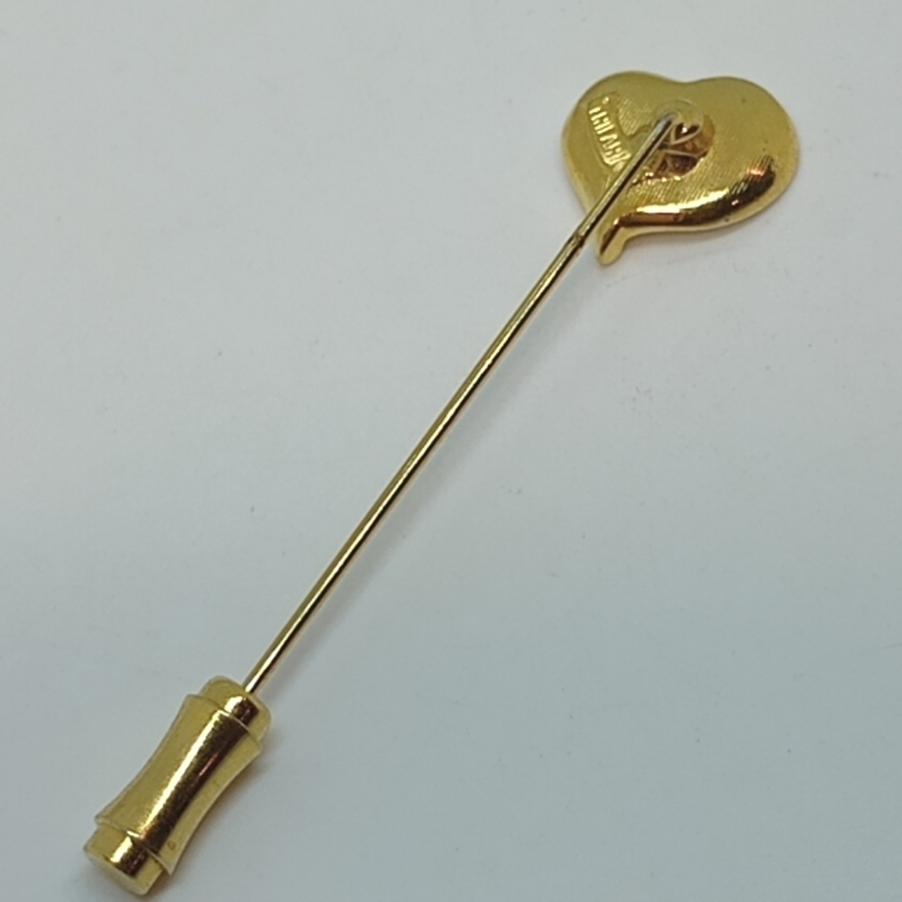 * vintage Crown Trifari white enamel heart stick pin brooch - Picture 4 of 6